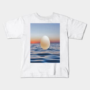 The Egg of Truth Kids T-Shirt